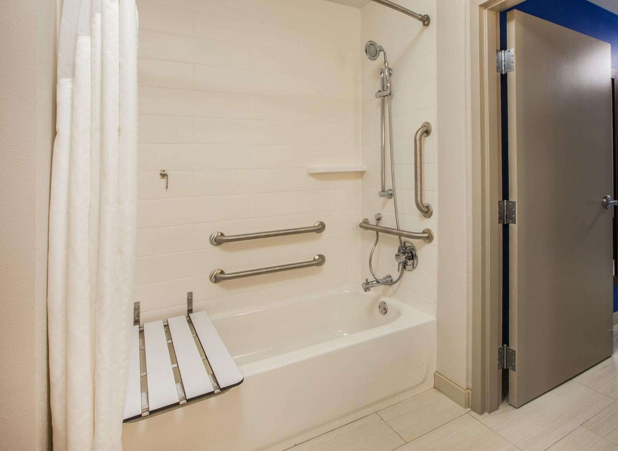 Holiday Inn Express & Suites Tumwater - Olympia By Ihg ภายนอก รูปภาพ
