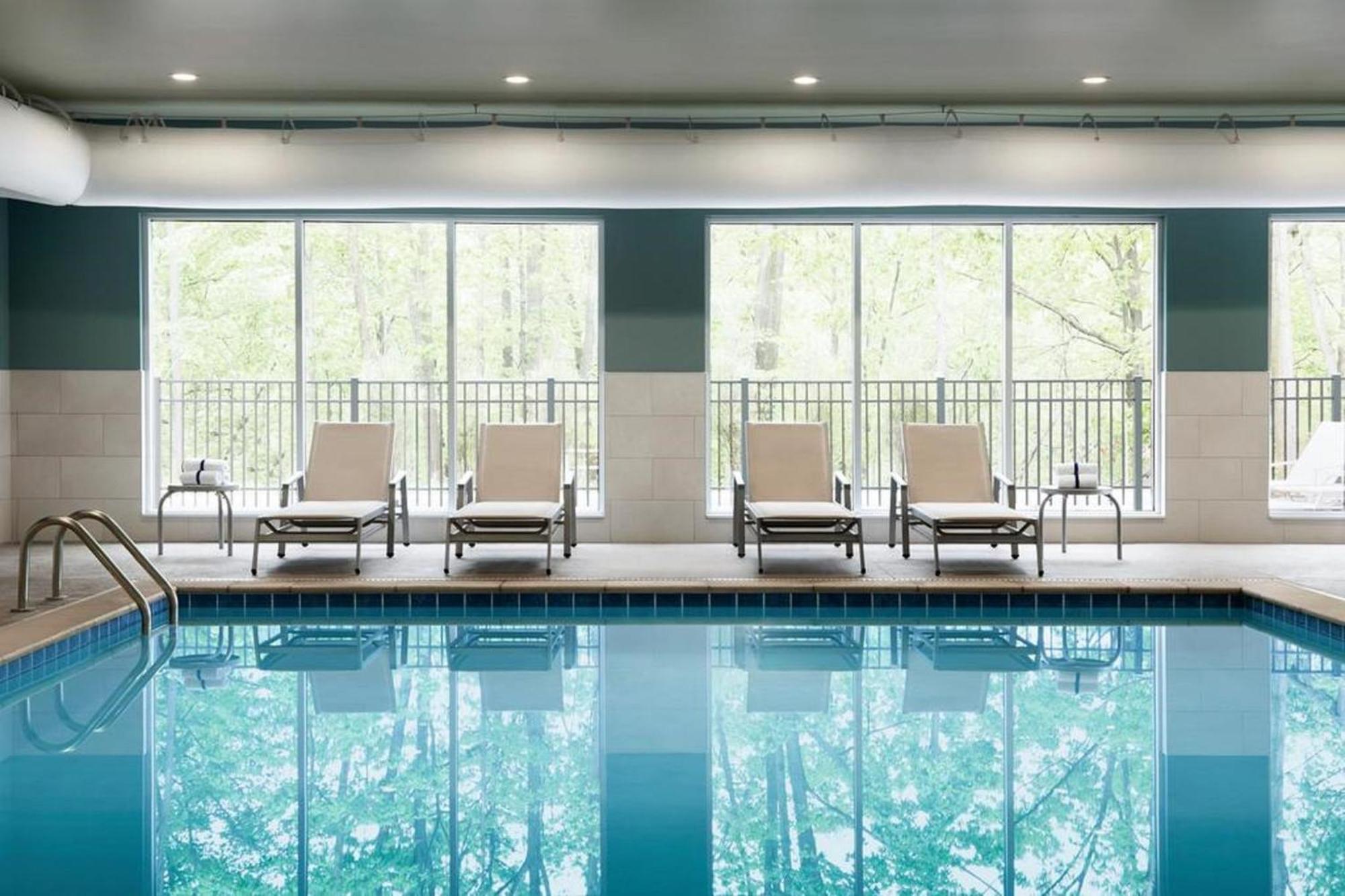 Holiday Inn Express & Suites Tumwater - Olympia By Ihg ภายนอก รูปภาพ